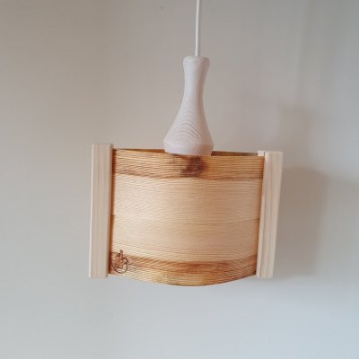 Fönsterlampa liten vit släckt